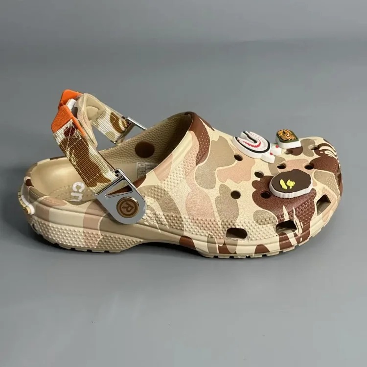 Men's and Women's Shoes Sandals Slippers Spring Bags Casual Flats (TOP) Sponge Bob Square Pants image 5