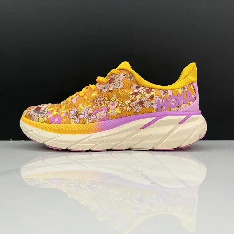 Hoka Hok Clifton 8
