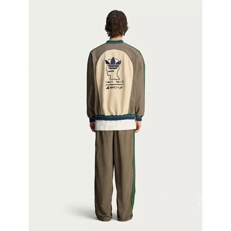 The imaginative tennis style AD x Brain Dead joint v-neck long-sleeved jersey sweatshirt