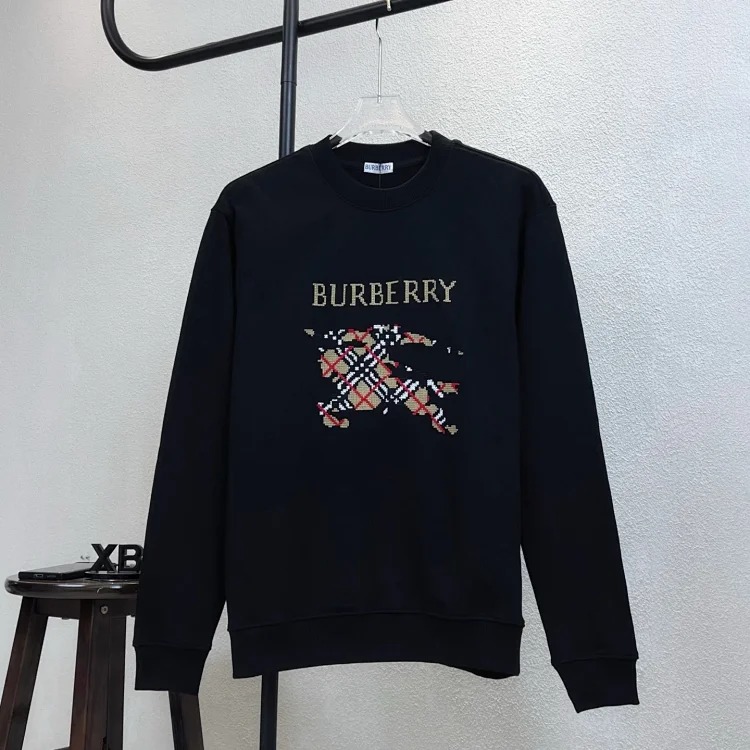 Autumn and winter fashionable round neck sweatshirt 02