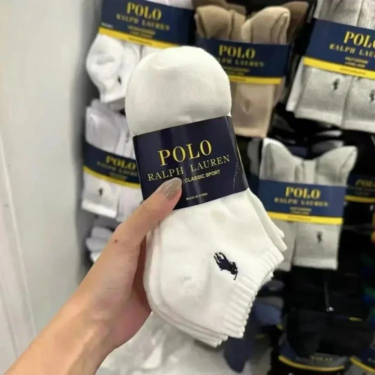 Casual and comfortable socks