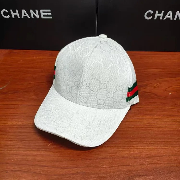 GUCI hat