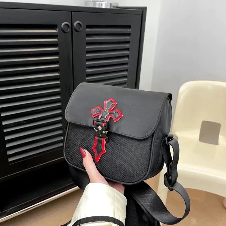 Trapsta messenger bag