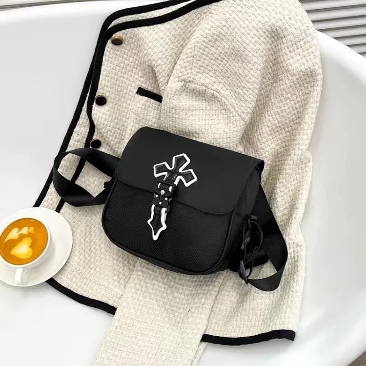 Trapsta messenger bag