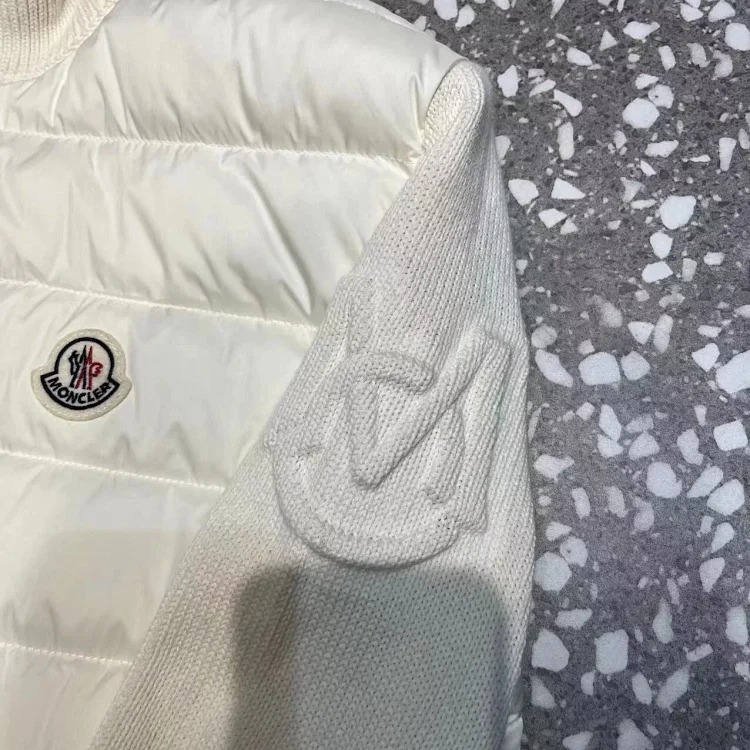 Moncle solid color logo patch patchwork quilted down jacket