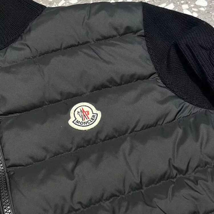 Moncle solid color logo patch patchwork quilted down jacket