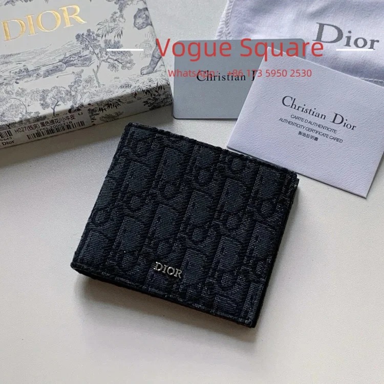Chanel D wallet, black first-layer cowhide, built-in eight card slots and two compartments, very practical model number BBH027, size 11.×9.5cm image 2