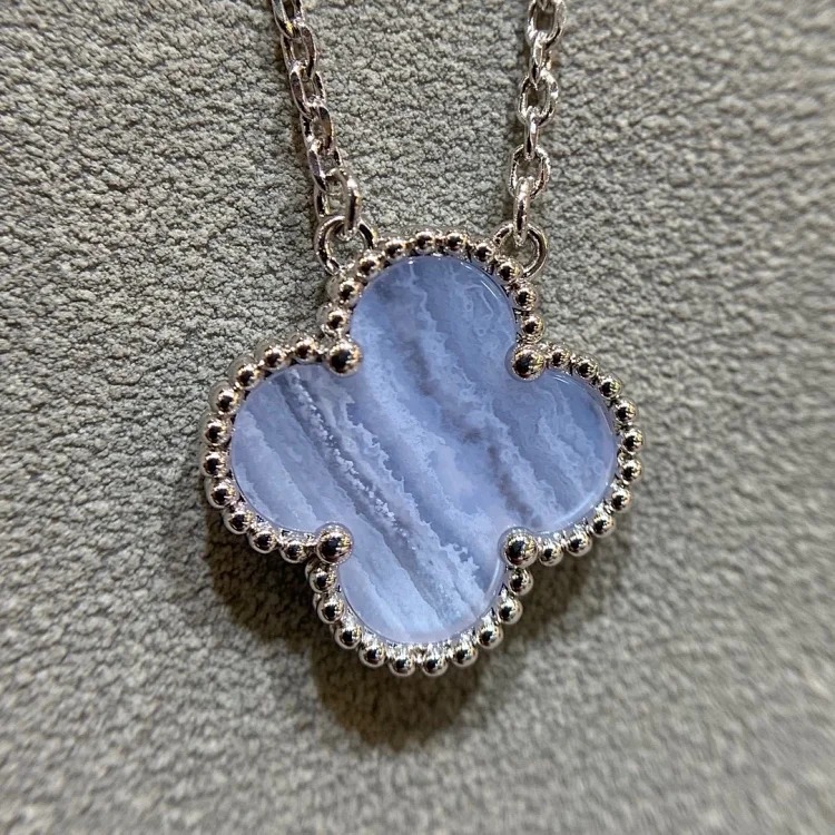 Four leaf clover necklace image 2