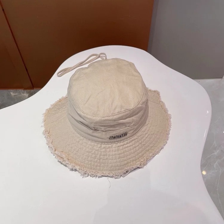 Jacq bucket hat
