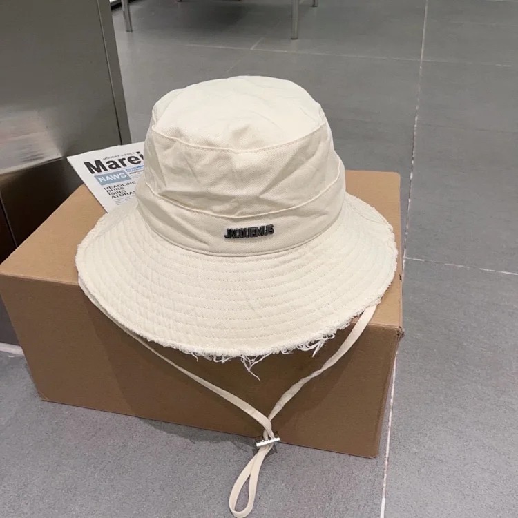 Jacq bucket hat