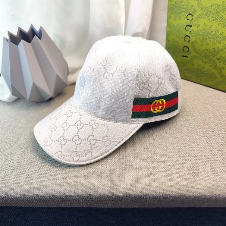 Gu baseball cap with box