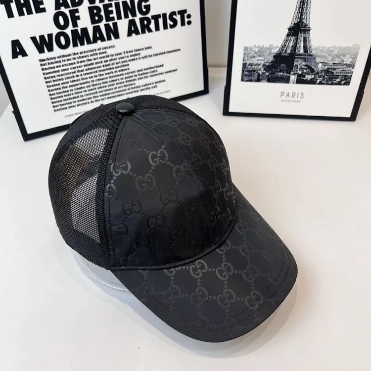 Gu baseball cap with box