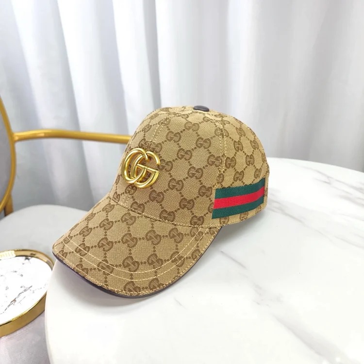Gu baseball cap with box