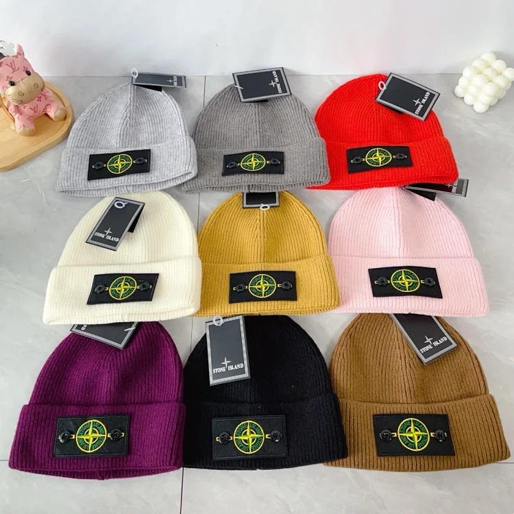 Sto cashmere knit hat