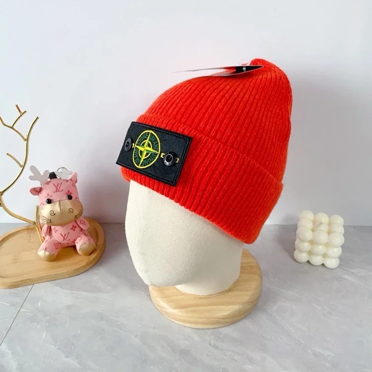 Sto cashmere knit hat image 2