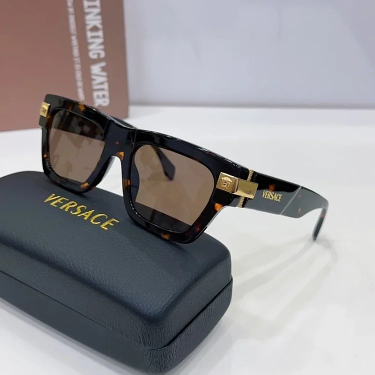 Louis Vuitton 1:1 original material glasses and sunglasses complete package