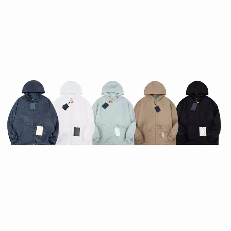 Dark pattern jacquard reversible jacket