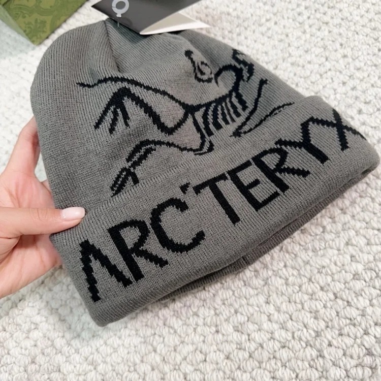 Ar knitted hat fashion