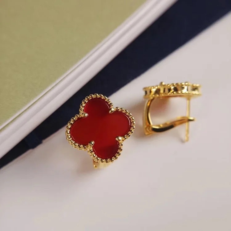 Va.c earrings