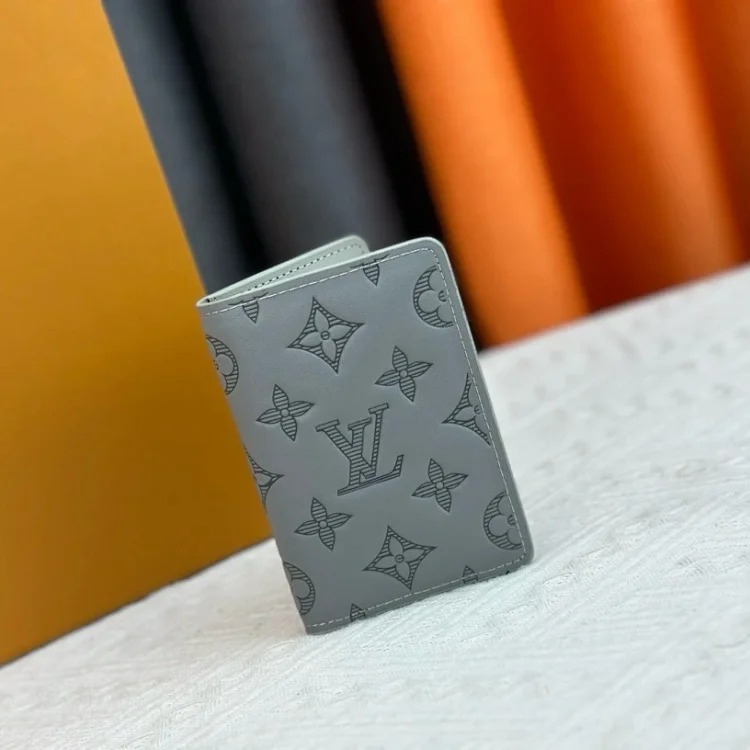 62899 Wallet 8.0 x 11.0 x 1.0 cm