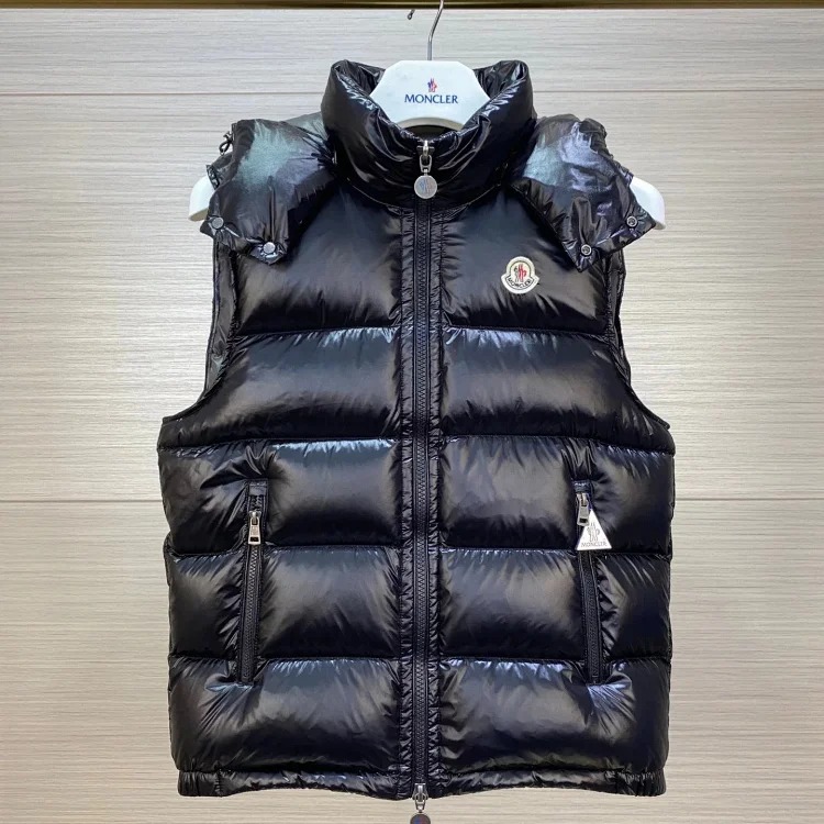 Moncle new down vest nfc