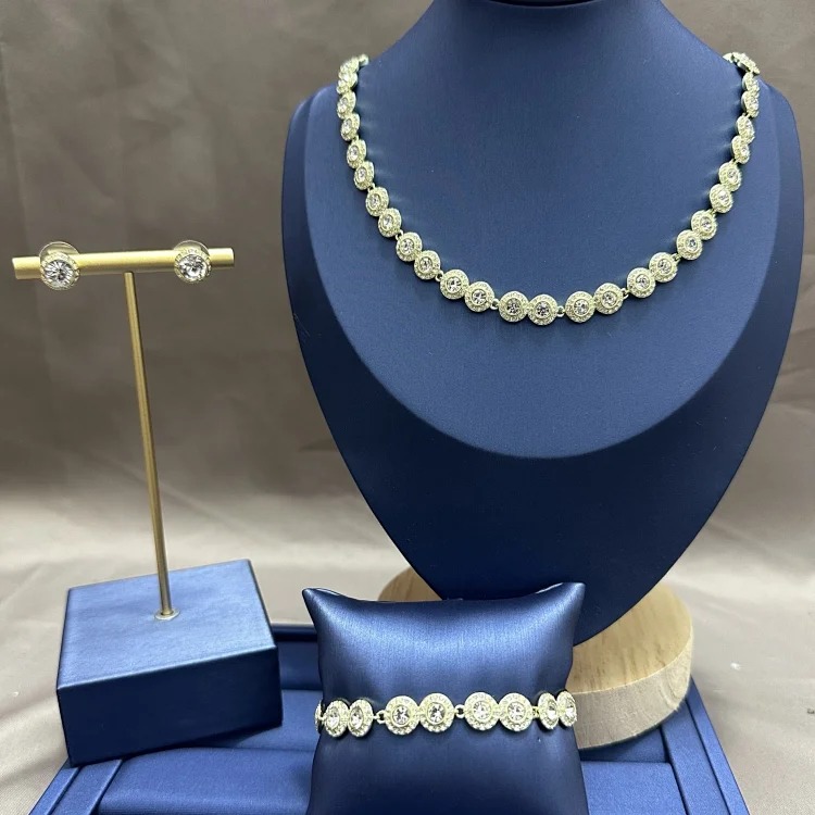 Top lead free 1:1 Swarovski Button Full Diamond Necklace Bracelet image 3