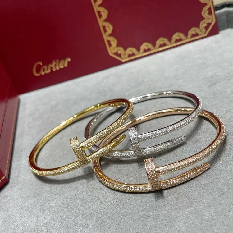Car nail bracelet