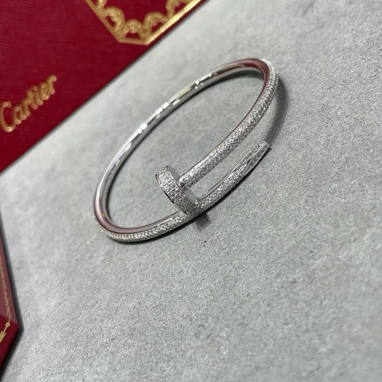 Car nail bracelet