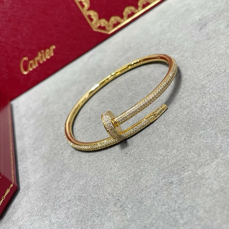 Car nail bracelet