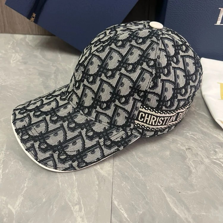D baseball cap with box image 3