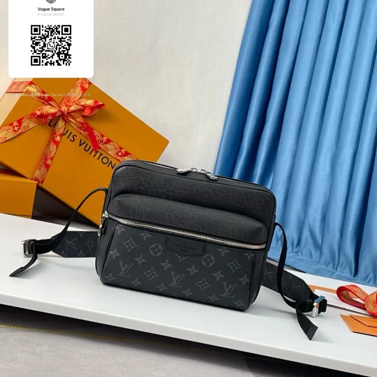 30233 New Black Flower Men's Bag Men's Shoulder Bag Crossbody Bag 26×20×10.5