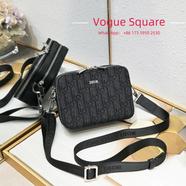 D camera bag 17X12X6