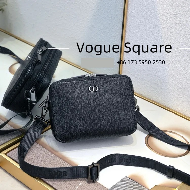 D camera bag 17X12X6