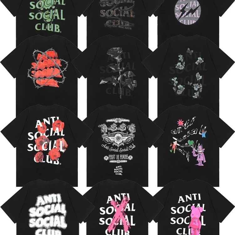 AnÓti SocÓial Social Club Bearbrick Tee Black