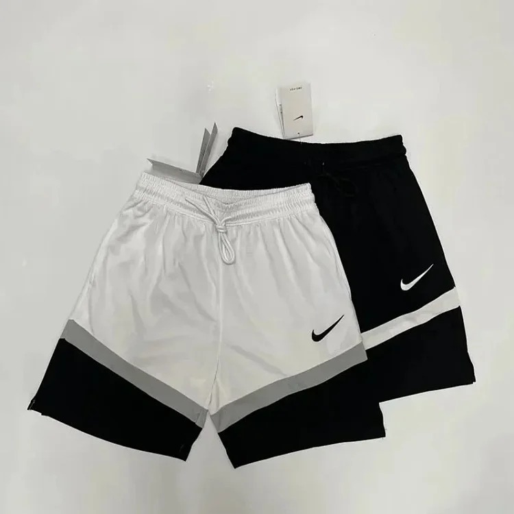 A fashionable sports shorts