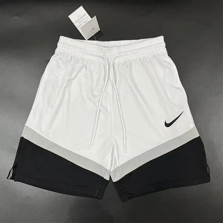 A fashionable sports shorts