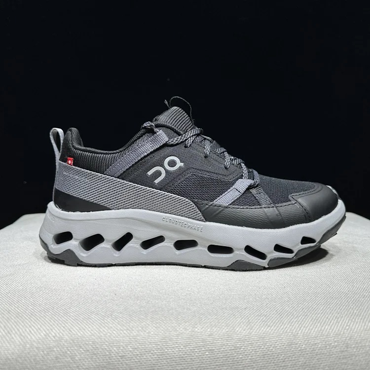 On Cloudhorizon 2 hiking shoes image 11