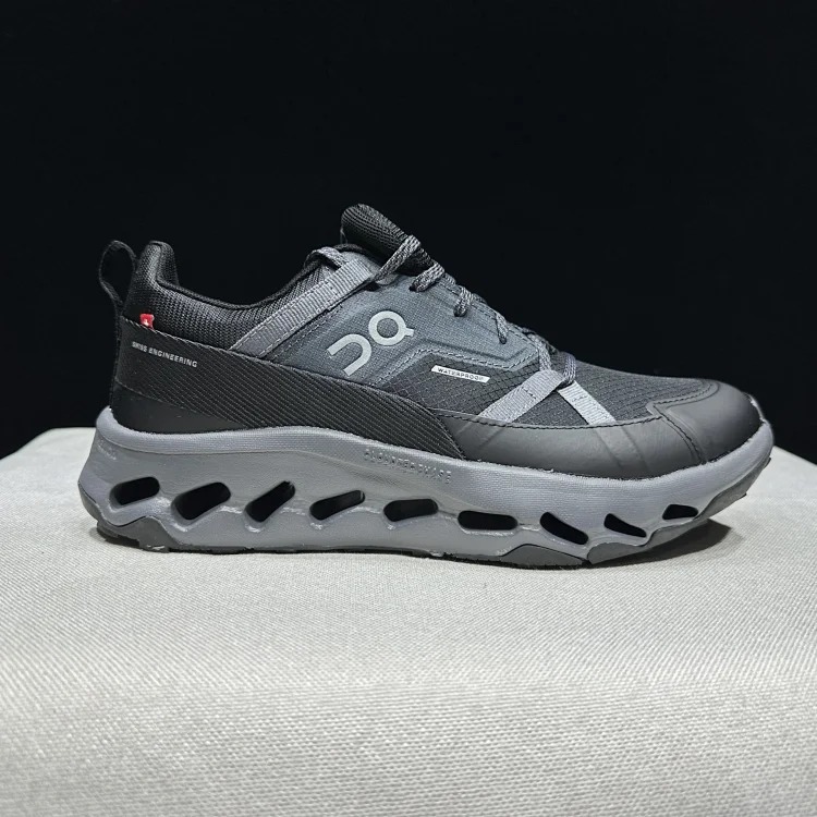 On Cloudhorizon 2 hiking shoes image 2