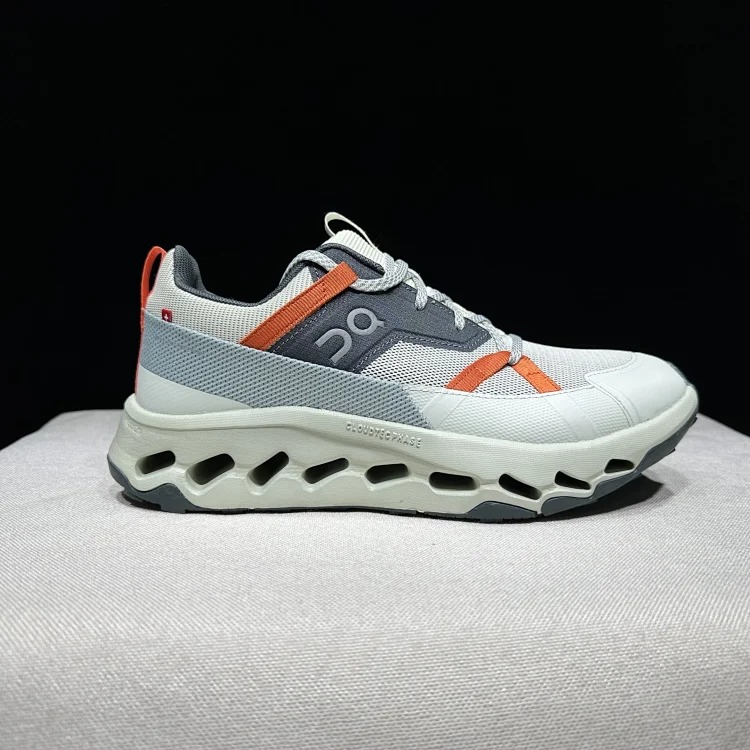 On Cloudhorizon 2 hiking shoes image 4