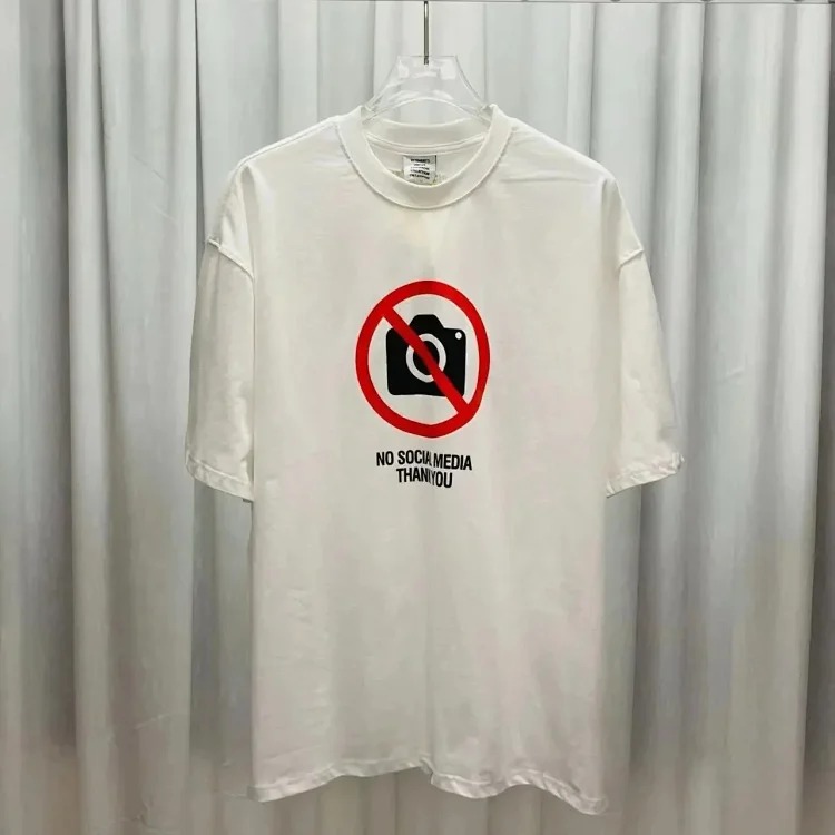Wholesale collection VTM European and American trendy brand retro washed letter embroidery OS male and female couple loose short-sleeved T-shirt