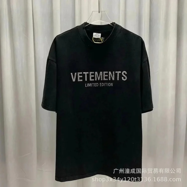 Wholesale collection VTM European and American trendy brand retro washed letter embroidery OS male and female couple loose short-sleeved T-shirt
