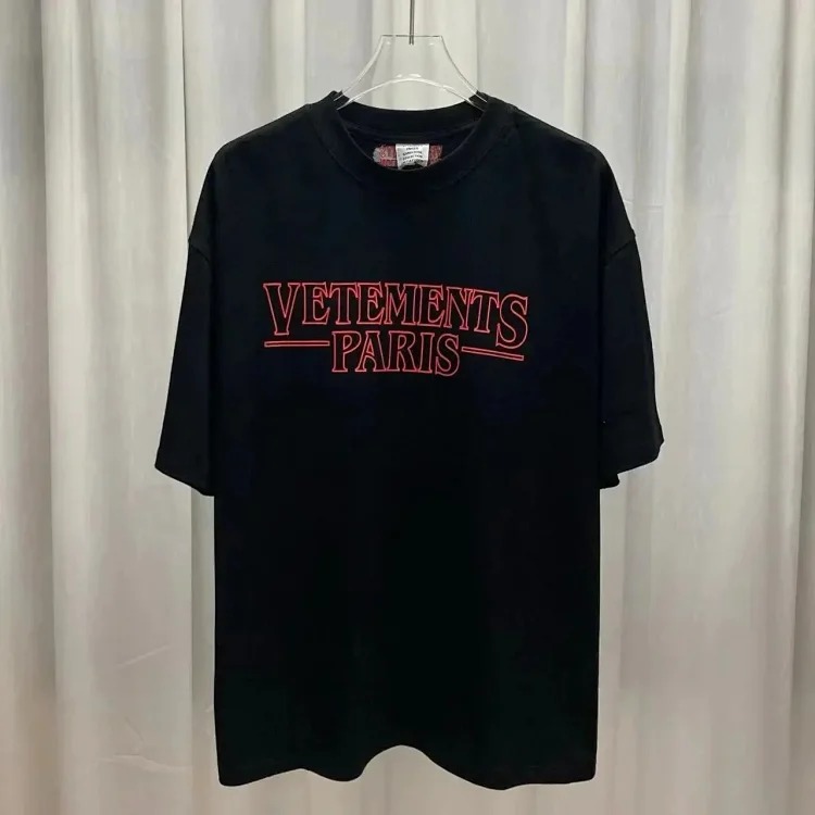 Wholesale collection VTM European and American trendy brand retro washed letter embroidery OS male and female couple loose short-sleeved T-shirt