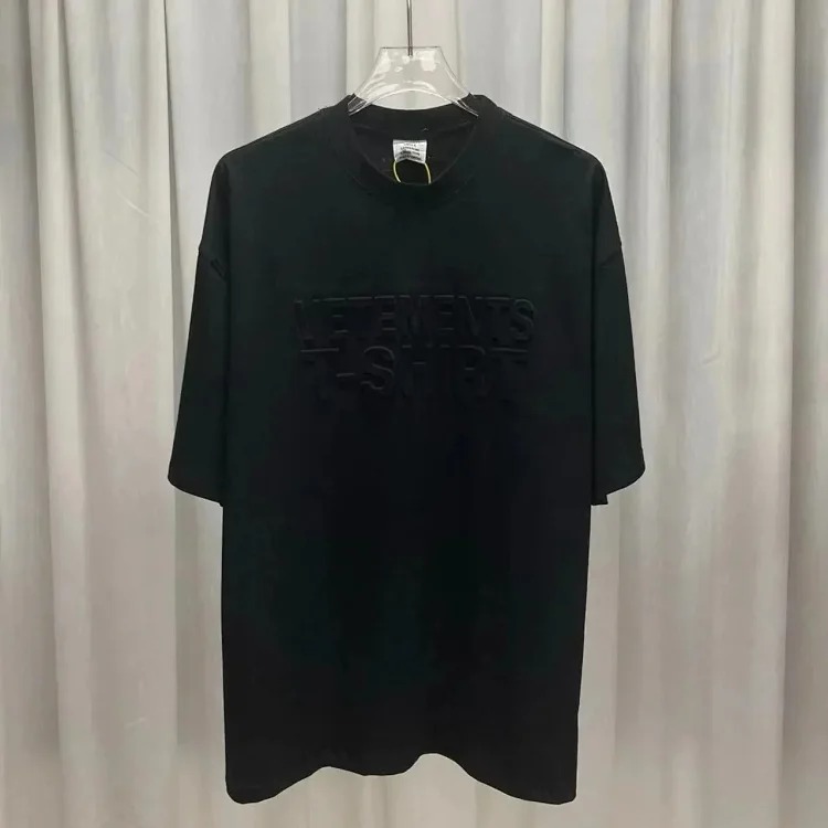 Wholesale collection VTM European and American trendy brand retro washed letter embroidery OS male and female couple loose short-sleeved T-shirt