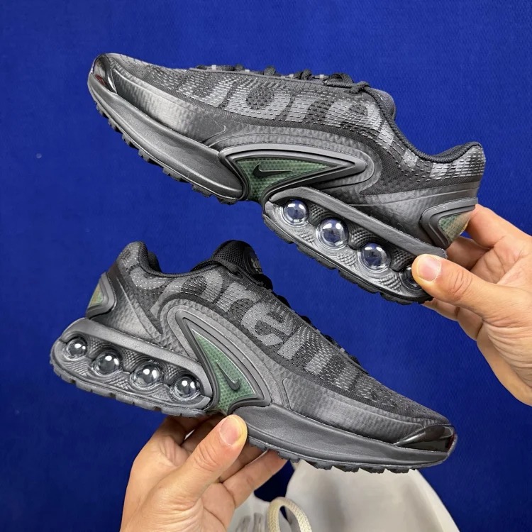 Nike Air Max DN sneakers