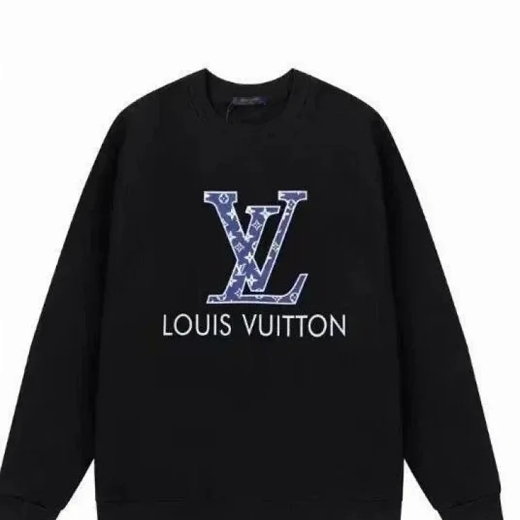 Comfortable and versatile sweatshirt