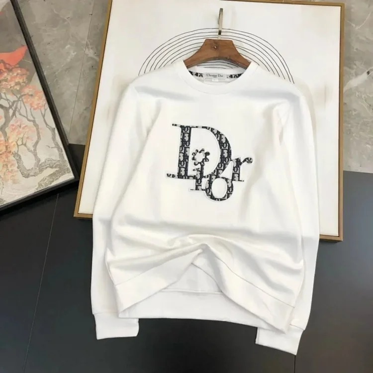 Stylish and versatile hoodie 8306