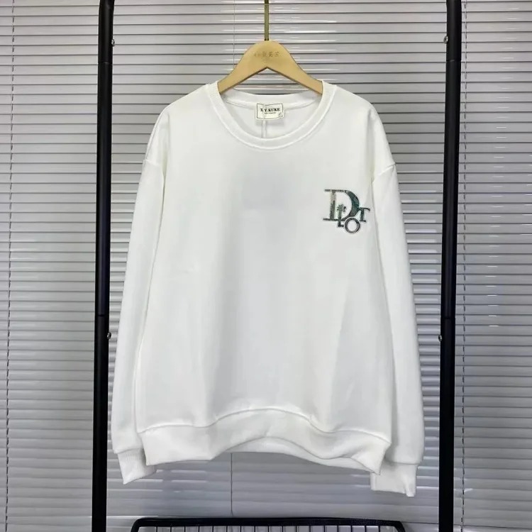 Stylish and versatile hoodie 8306